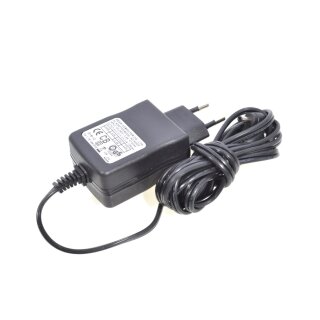 Original Netzteil Deer AD1605DF Output: 4,0-5,5V / 2,6-2,3A 13W max Stecker: ca. 1,3x3,5mm