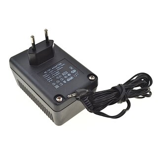 Original Netzteil Friwo FW3288 Output:15V-800mA mit Klinkenstecker