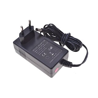 Original Netzteil YL40W-150E-200 Code: 1010 GP Output 15V-2,0A