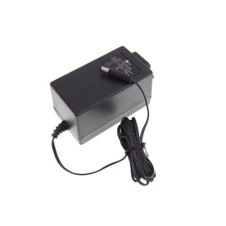 Original Netzteil AC Adaptor SMP AD-121000DV Output: 12V-1000mA