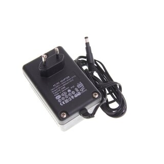 Original Netzteil AC/DC Adapter FW3288 Output:15V 800mA 12VA