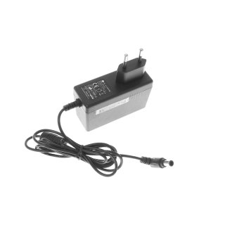 Original Netzteil LG LCAP16A-E Output: 19V-1,7A