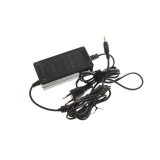 Netzteil Trust 23394-02 Output 19V-4,74A 90W Stecker 5,5x2,5mm