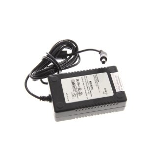 Original Netzteil PSG60-12-01 Output: 12V-5A Stecker 5,5x2,1mm