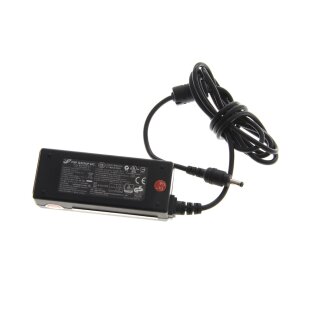 Original Netzteil FSP Group FSP015-DYAA1 Output: 5V 3A Stecker ca.1,7 x 4,00mm