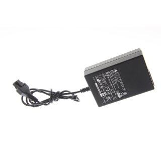Original Netzteil Delta ADP-15ZB Output: 12V 1,25A