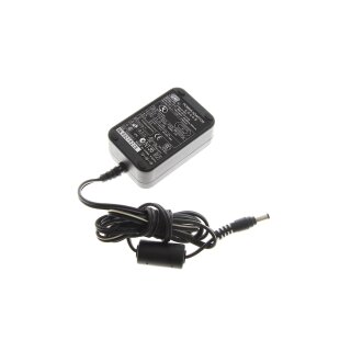 Original Netzteil YHI 898-1015-F12S Output: 12V-1250mA Stecker 5,5x2,1mm