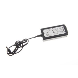 Original Netzteil Umec UP0151D-05P Output: 5V-2,4A